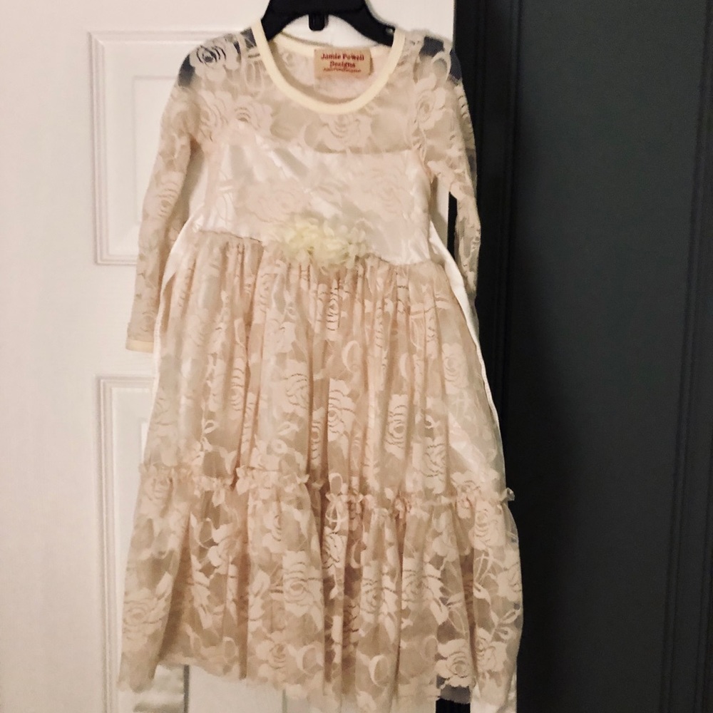 Lace flower girl dress